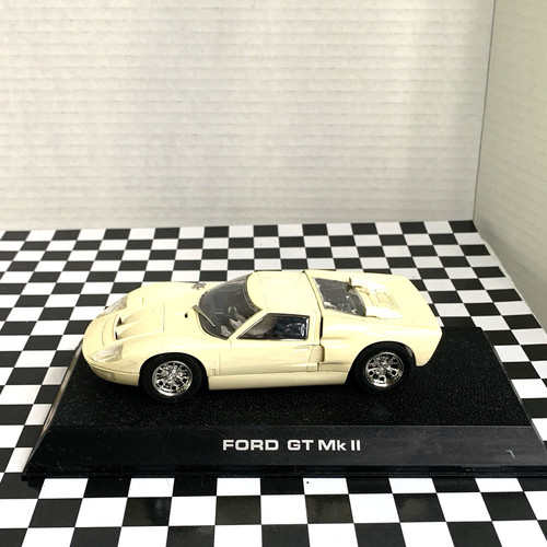 Scalextric scale slot - 1/32,