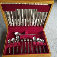 44 pc Wostenholm Monte Carlo