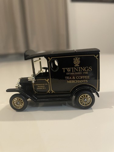 Lledo die cast ford - die-cast, model