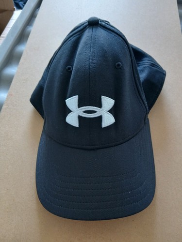 Black under armour cap - under,