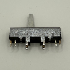 Roland Juno 6 synthesizer