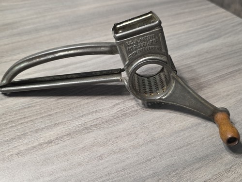 Vintage mouli rotary hand - ,