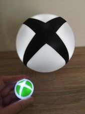 XBOX Logo Light, Wall Mountable / Free Standing Lamp + Light Up Keyring, Gamer