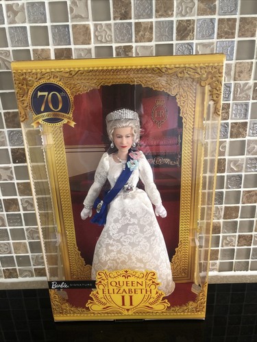 Barbie signature queen - signature,