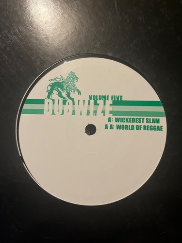 Jungle drum and bass vinyl - jungle,