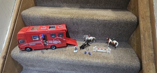 Dickie mercedes benz horse - dickie, box