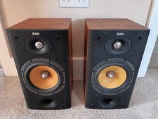 Dm601 s3 bookshelf - b&w,