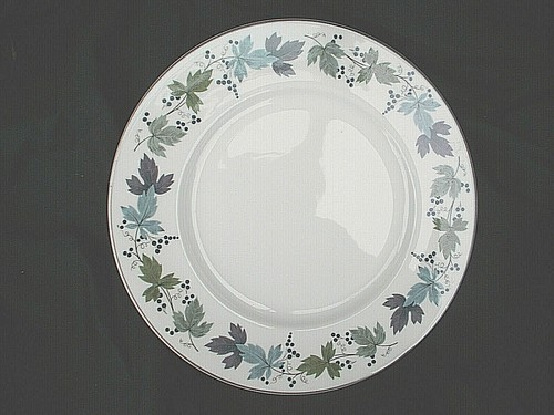 Royal doulton burgundy dinner - royal,