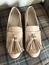 Zara Woman Beige Nude Cream Tasseled Ladies Loafers Brogues Size 39 6 Patent