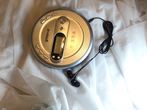 Groov retro radio player - groov, e