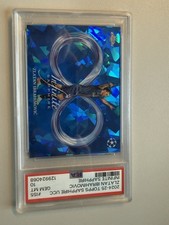 Topps Chrome Sapphire Infinite