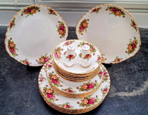 Royal albert old - old, roses