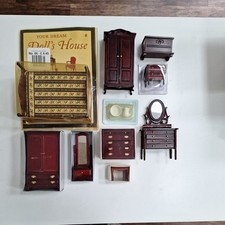 Doll's house furniture - Job