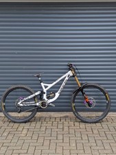 2026 Saracen Myst Team Custom