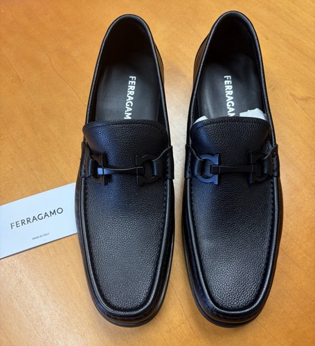 Ferragamo loafers with gancini - loafers,