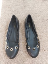 Beautiful Black and gold fiore