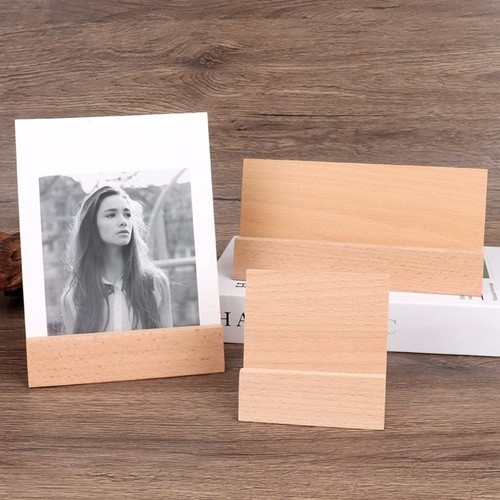 Card holder gaming - stand, post