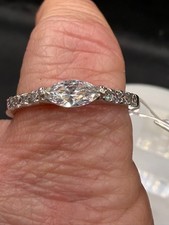 Ladies Silver Ring Oval Band