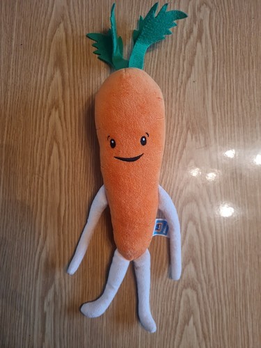 Kevin the carrot orange - carrot,