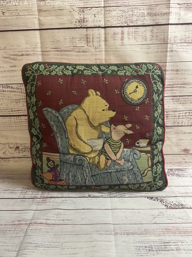 Disney winnie the pooh and - winnie,