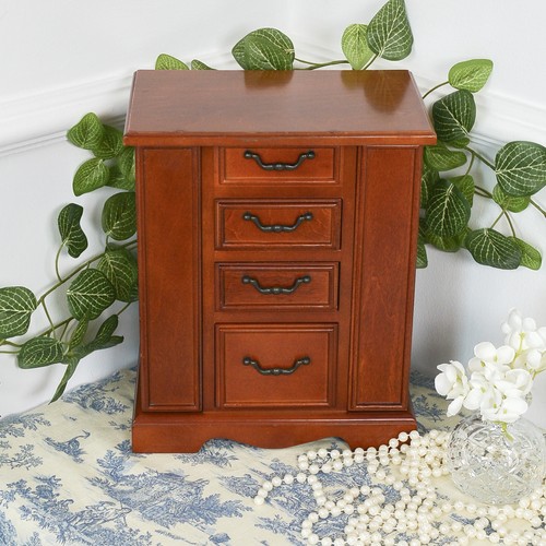 Vintage wooden jewellery - vintage, box