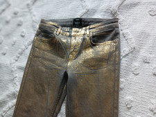 Oasis Gold and Grey Premium