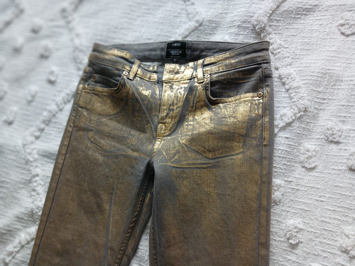 Oasis metallic gold and - oasis,