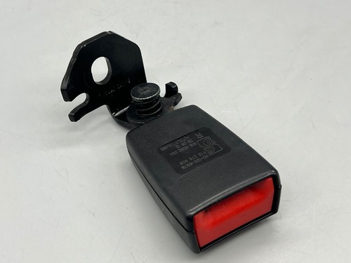 Vauxhall corsa 2013 seat belt - vauxhall,