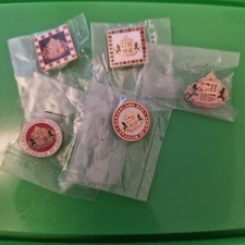 Small Sunderland Badges