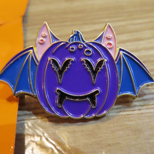 Chessington vampire bat - chessington,