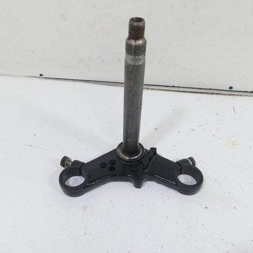 Suzuki 750 lower - lower, fork