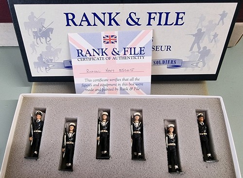 Rank file traditional - traditional, hand