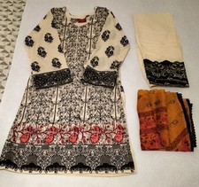 Indian Salwar Kameez Dress