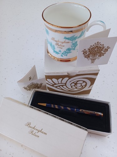 Vintage buckingham palace 1994 - buckingham,