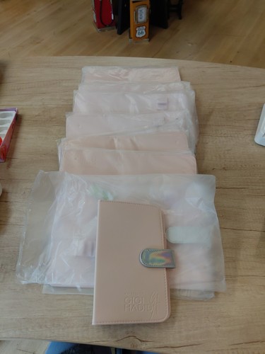 Joblot maybelline gigi - joblot,