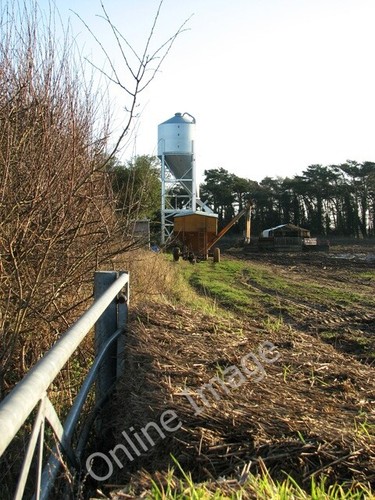 Photo 6x4 feed silo - 6x4,