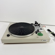 Akai AP-B21 Turntable With