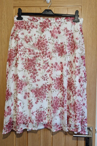 Damart size l29 white - l29,