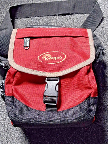 Lowepro nova camera - nova, shoulder