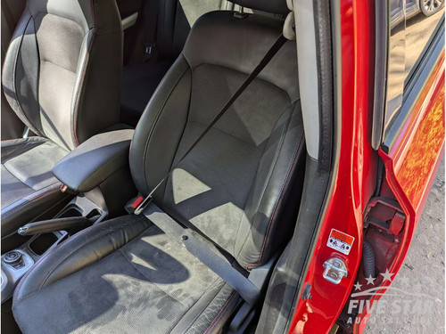Suzuki vitara front seat belt - front,