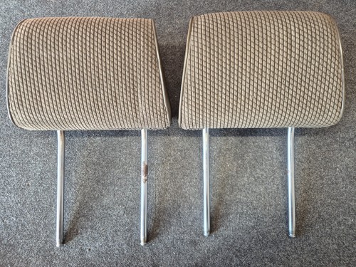Bmw e30 front headrest set - front,
