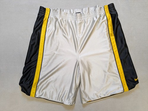 Vintage nike shorts mens - vintage,