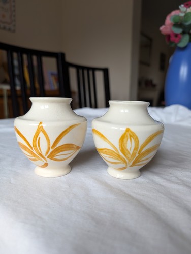 Small hand painted ceramic - painted,