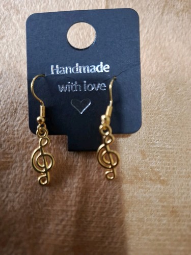 Treble clef costume jewellery - treble,