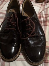 Lady's  Burgondy Lace Up Clarks Artisan Shoes  Good Condition Size R