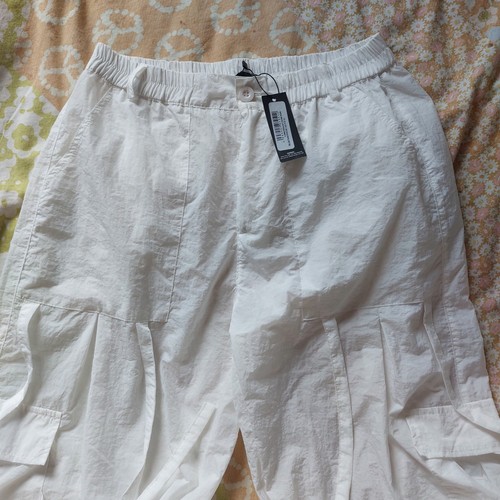 Pretty little thing - , white