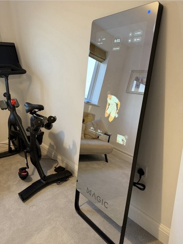 Magic fitness mirror - ai,