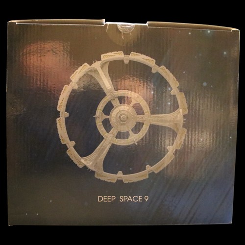 Star trek deep space xl - space,