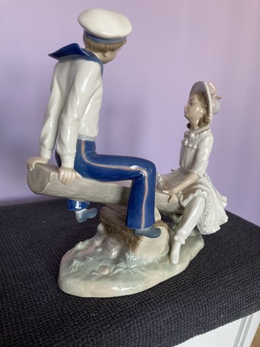 Lladro 1255 figure girl - figure,, and