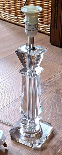 Cut glass crystal table lamp